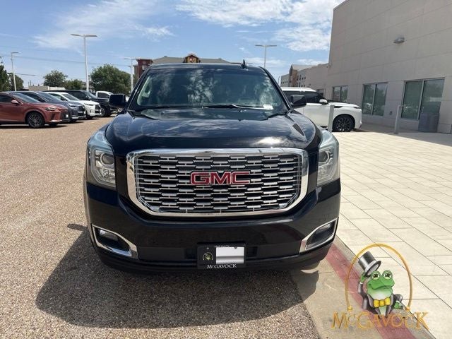 2019 GMC Yukon — side profile view