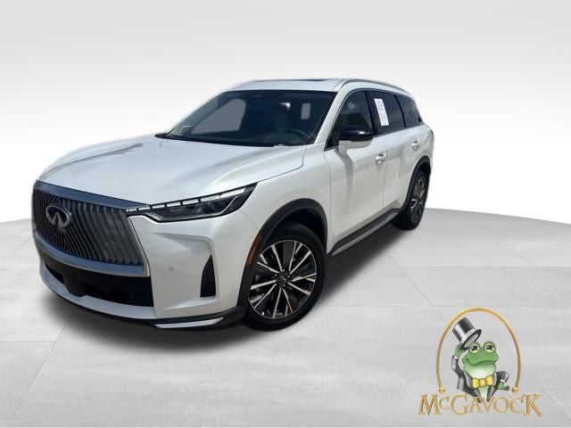 2026 INFINITI QX60 LUXE in Radiant White — front three-quarter view