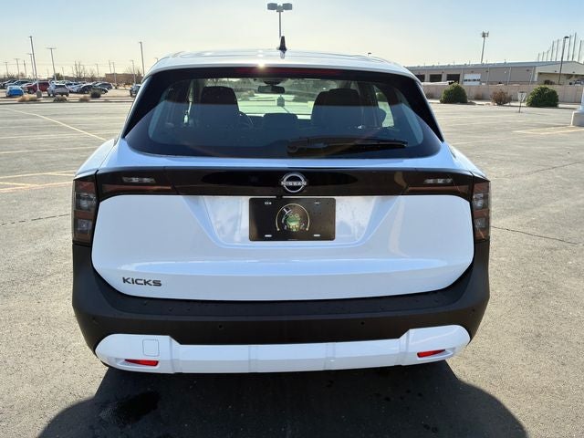 2026 Nissan Kicks — detail view